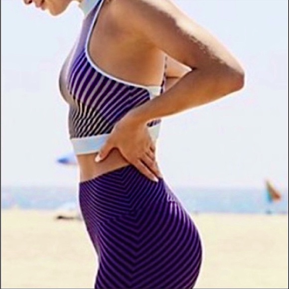 Free People Movement, Women’s, Finders Keepers, Crop, Aerial Combo, Sports-bra. - Picture 3 of 5